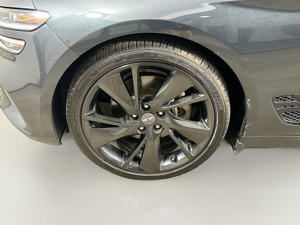 Used 2023 Genesis G70 2.0T w/ Sport Prestige Package image 8