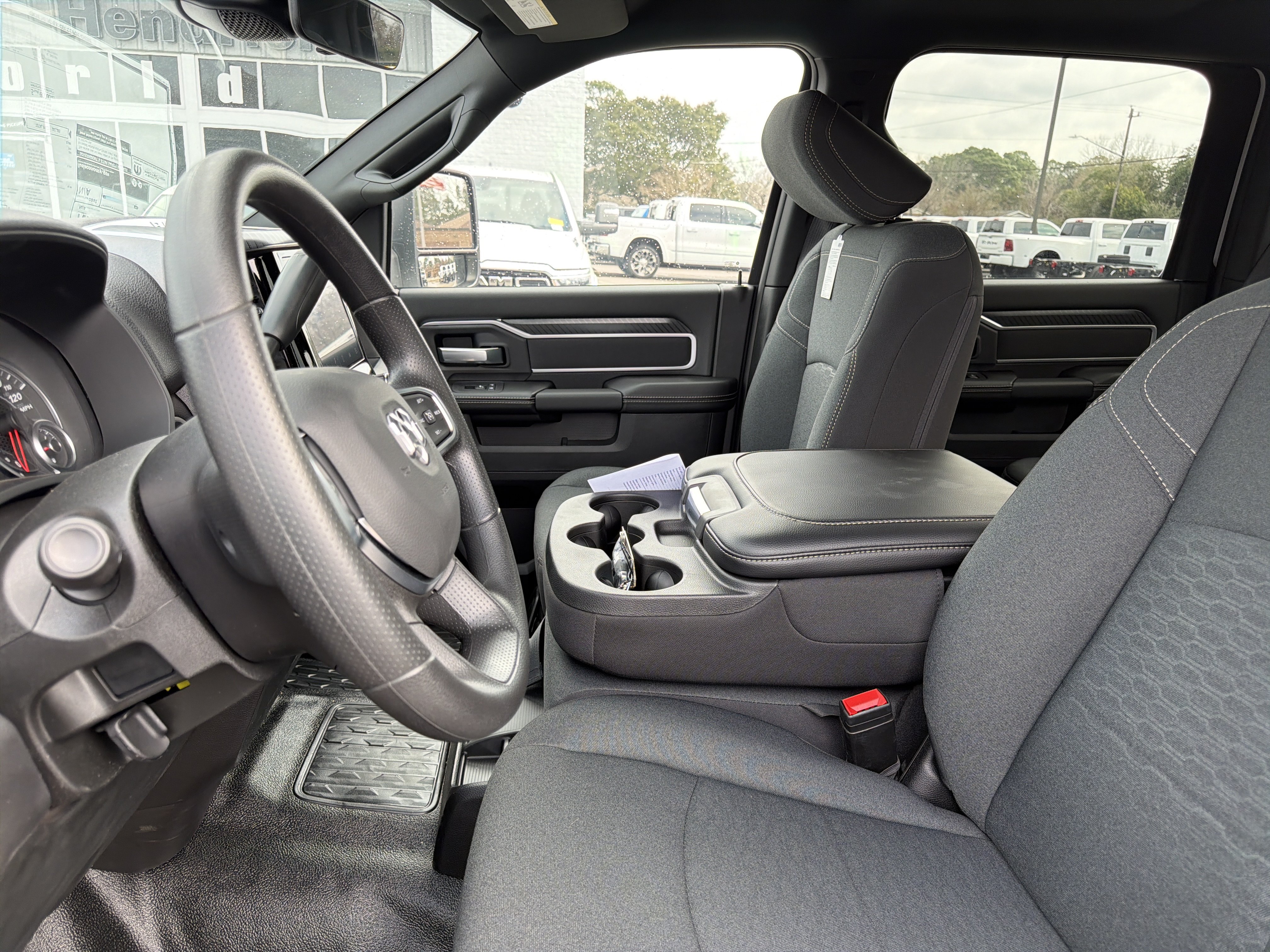 Used 2025 RAM 3500 Big Horn AWD/4WD image 14