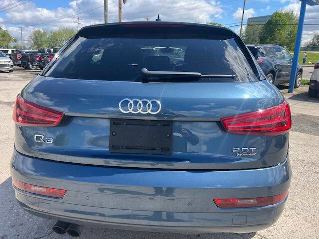 Used 2017 Audi Q3 2.0T Premium AWD/4WD image 5