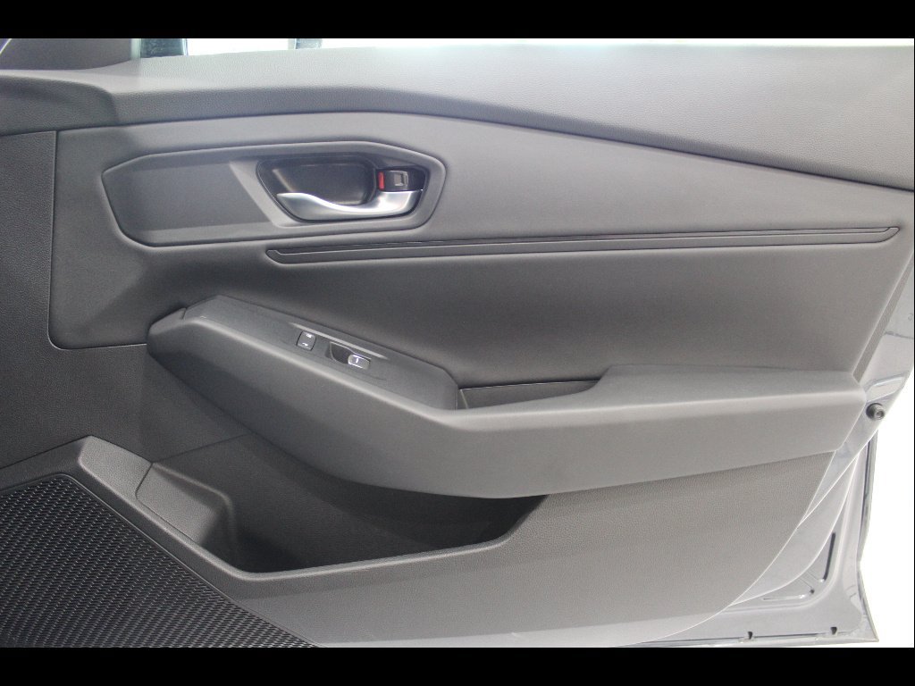 Certified 2025 Honda Accord SE image 25
