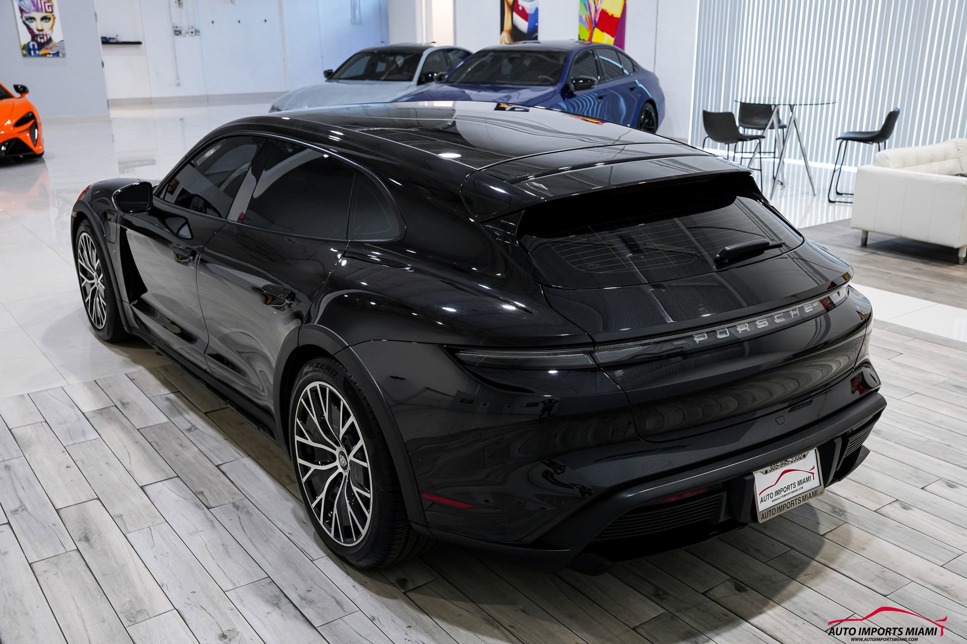 Used 2021 Porsche Taycan 4 Cross Turismo AWD/4WD image 16