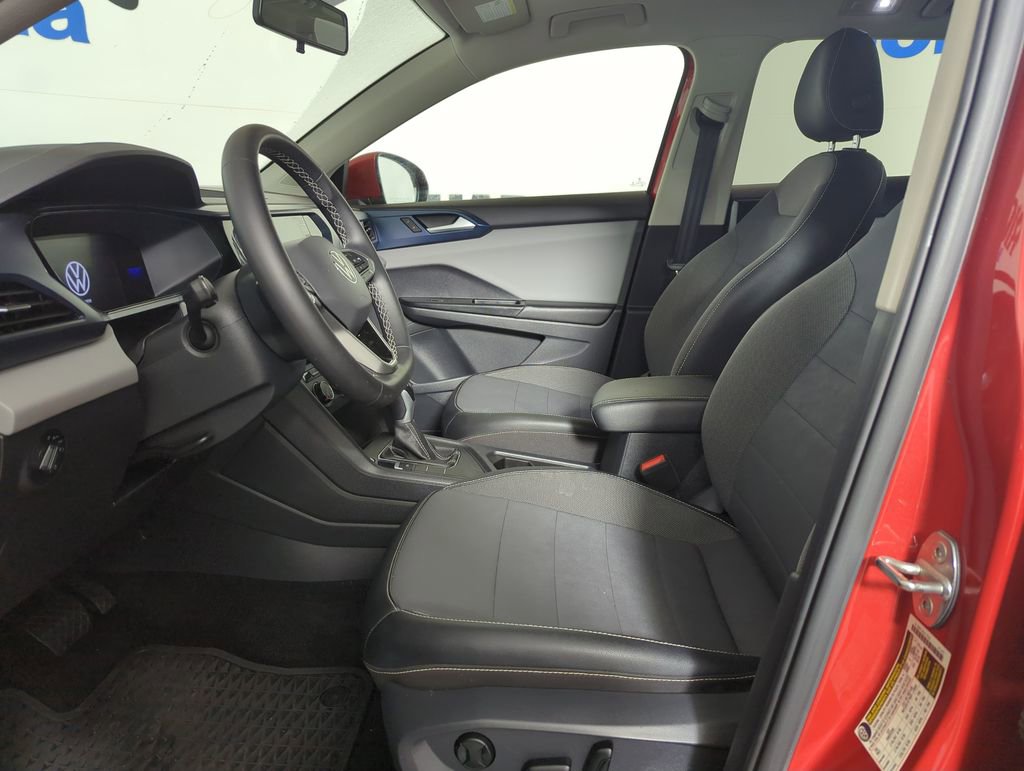 Used 2022 Volkswagen Taos SE image 7