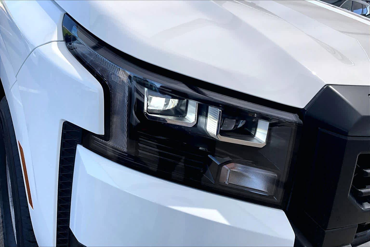 New 2026 Nissan Frontier S RWD image 18