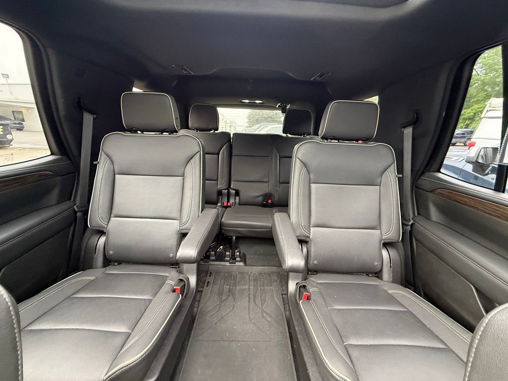 Used 2023 Chevrolet Tahoe Premier AWD/4WD image 19