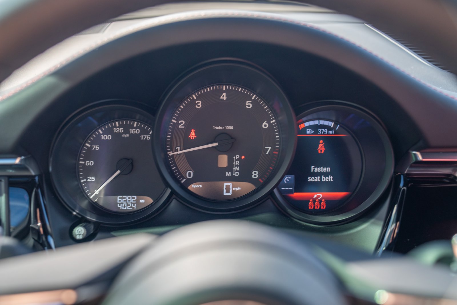 Certified 2026 Porsche Macan AWD/4WD image 15