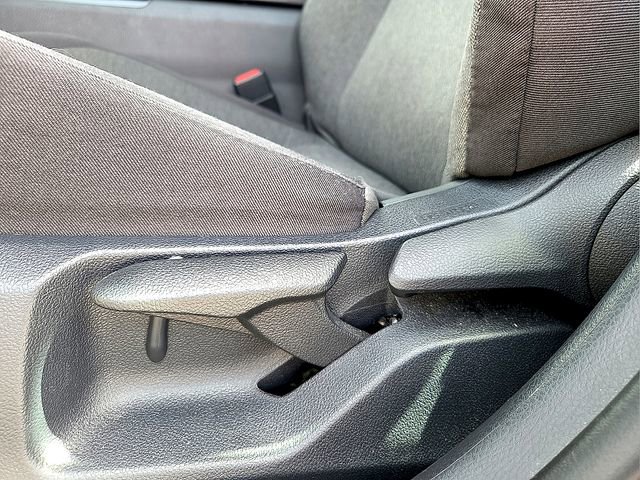 Used 2025 Toyota Camry LE image 17