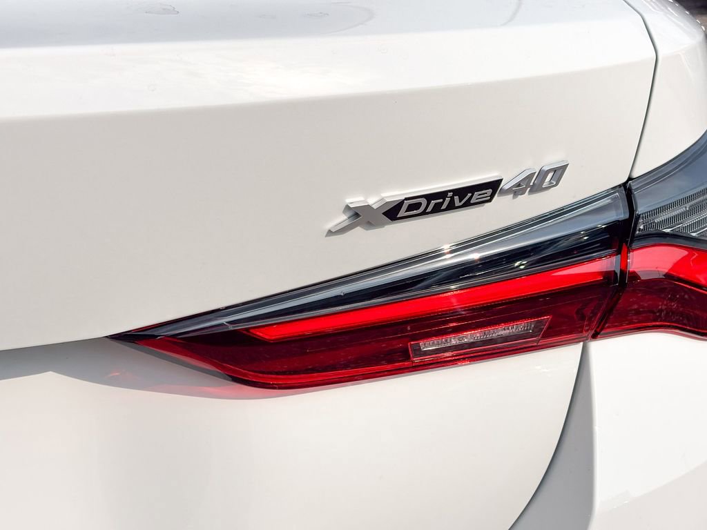 New 2026 BMW i4 xDrive40i image 7