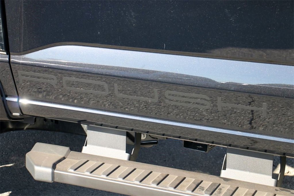 New 2026 Ford F350 Lariat w/ Black Appearance Package image 11