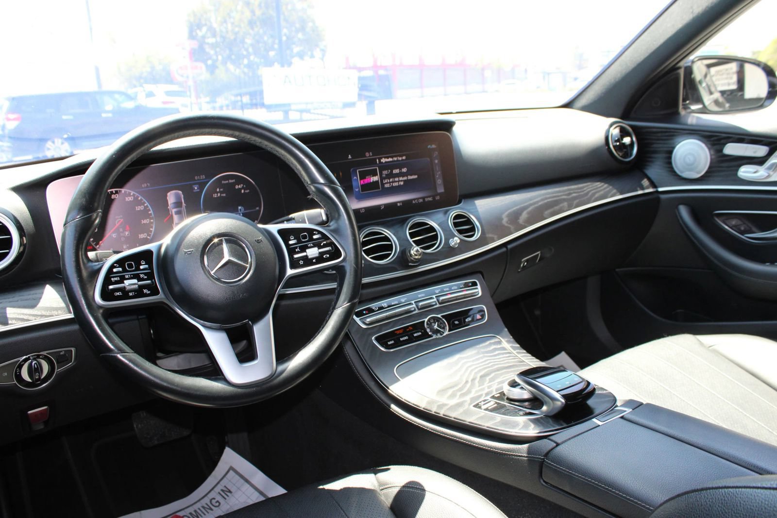 Used 2019 Mercedes-Benz E 300 image 17