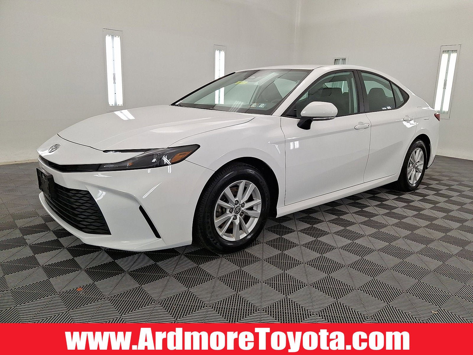 Certified 2025 Toyota Camry LE FWD image 1