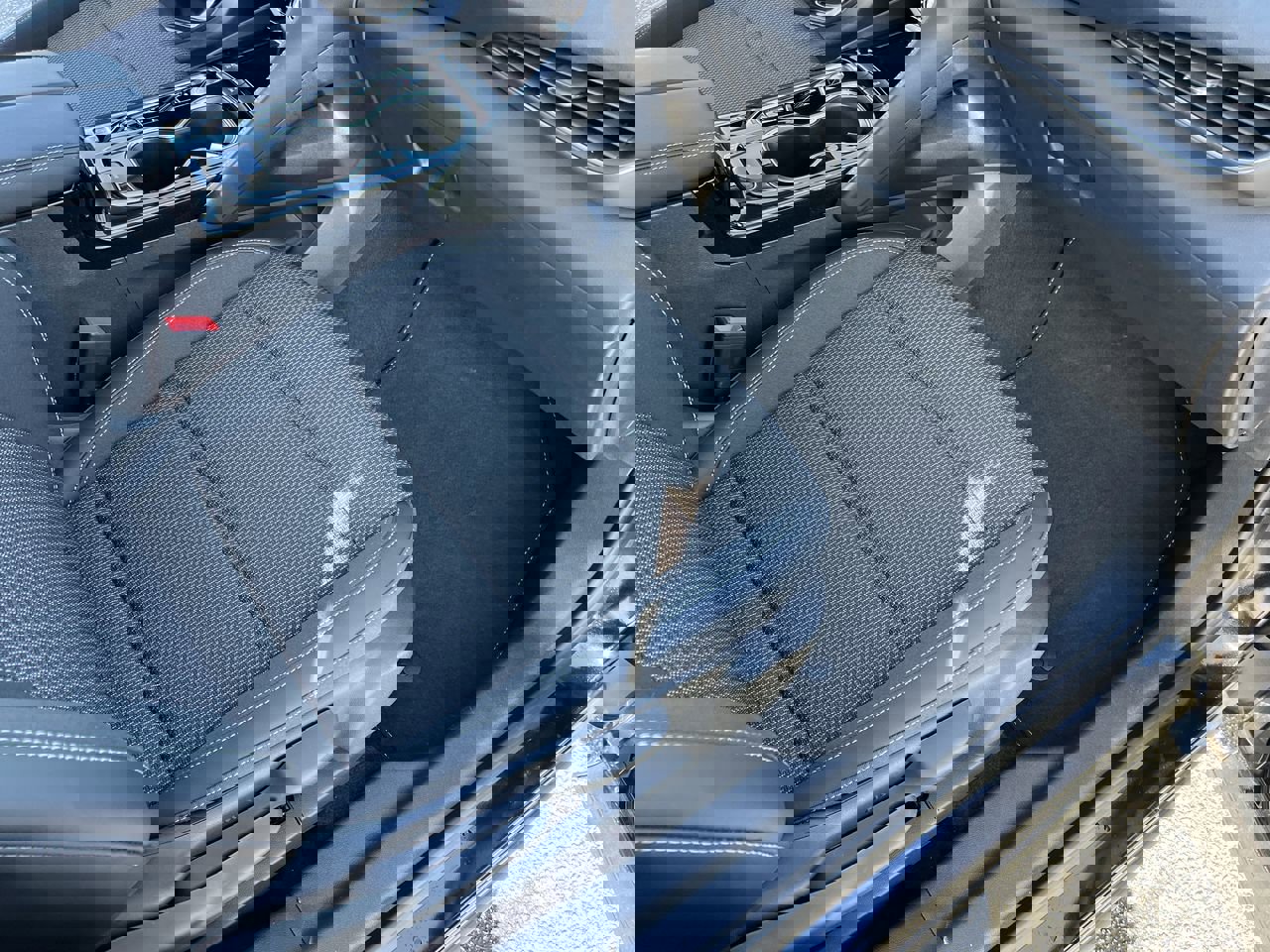 Used 2023 Buick Envision Preferred image 34