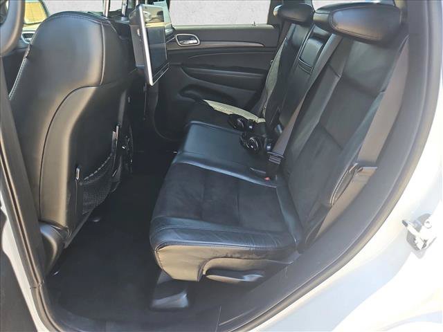 Used 2020 Jeep Grand Cherokee Altitude RWD image 27