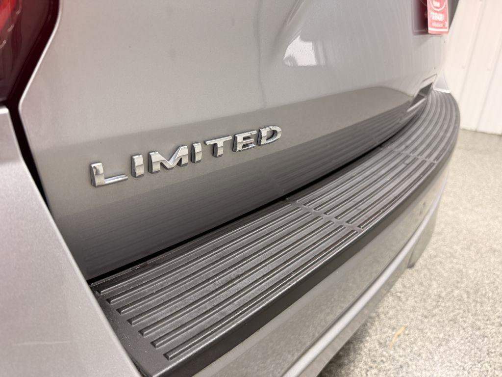 Used 2021 Ford Expedition Max Limited AWD/4WD image 8