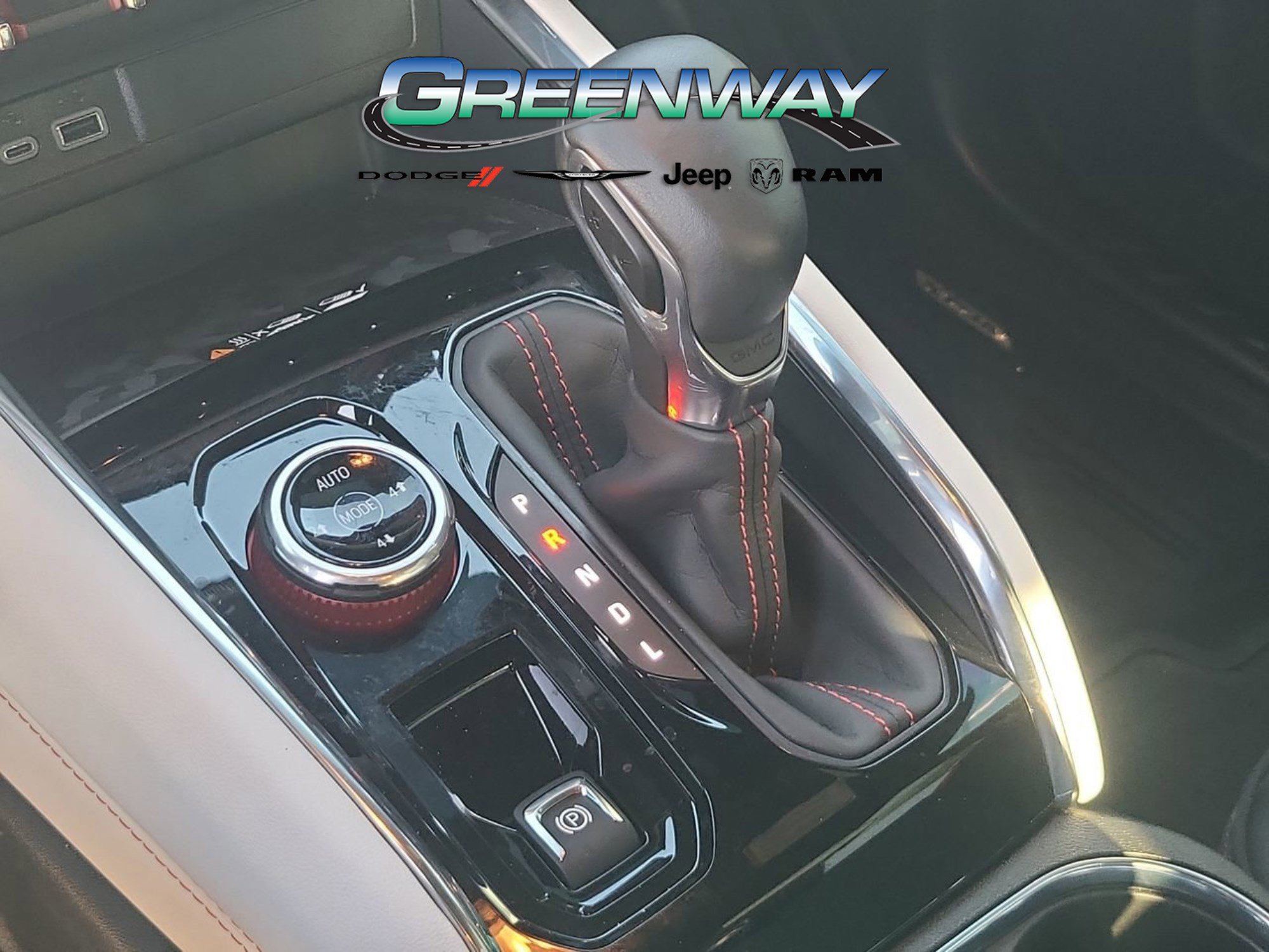 Used 2024 GMC Canyon AT4X image 23