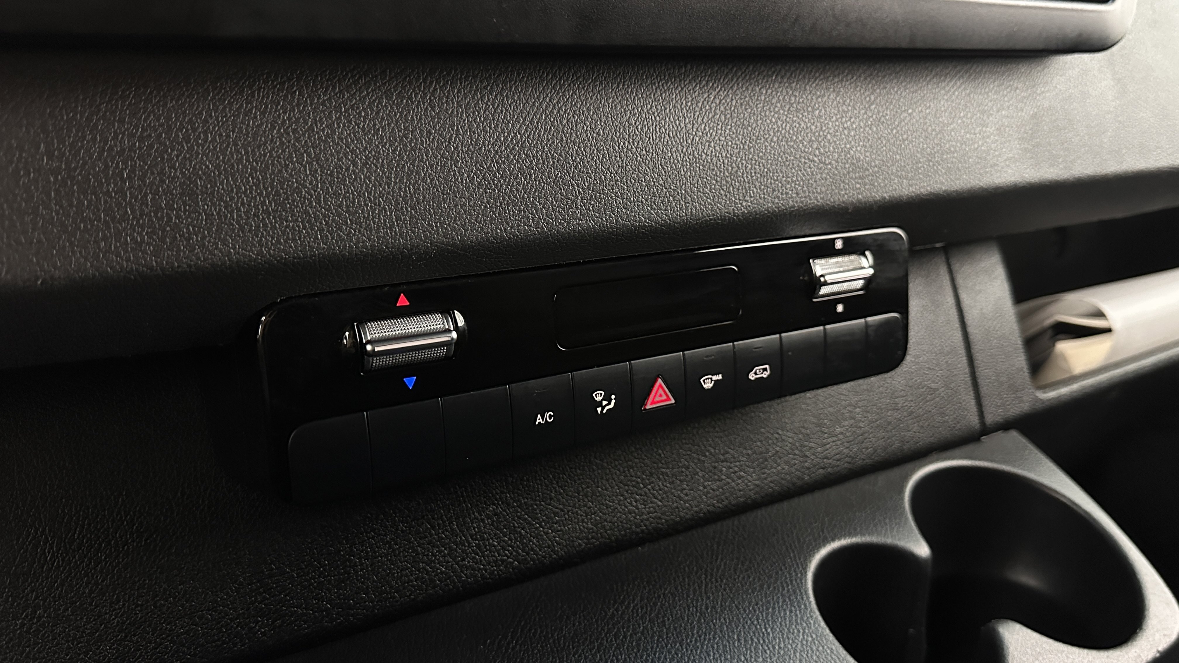 Used 2023 Mercedes-Benz Sprinter 2500 image 16