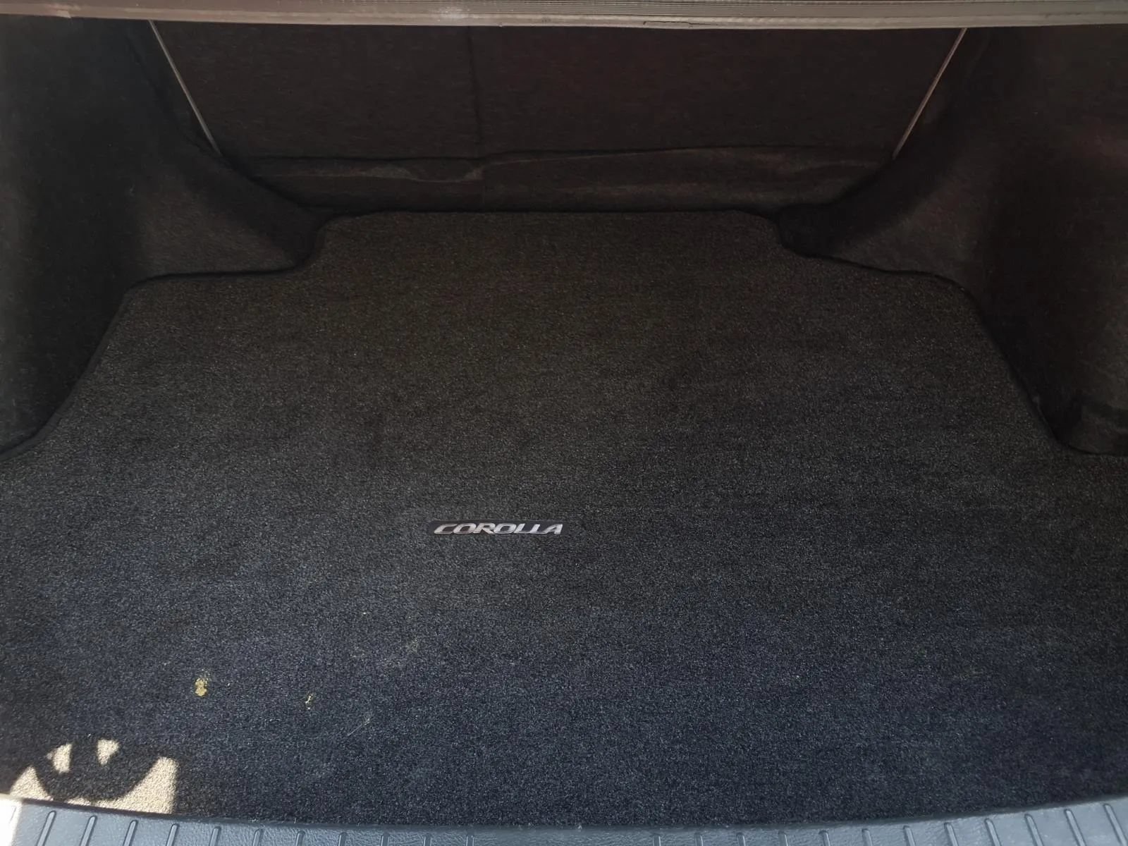 Used 2011 Toyota Corolla LE FWD image 9