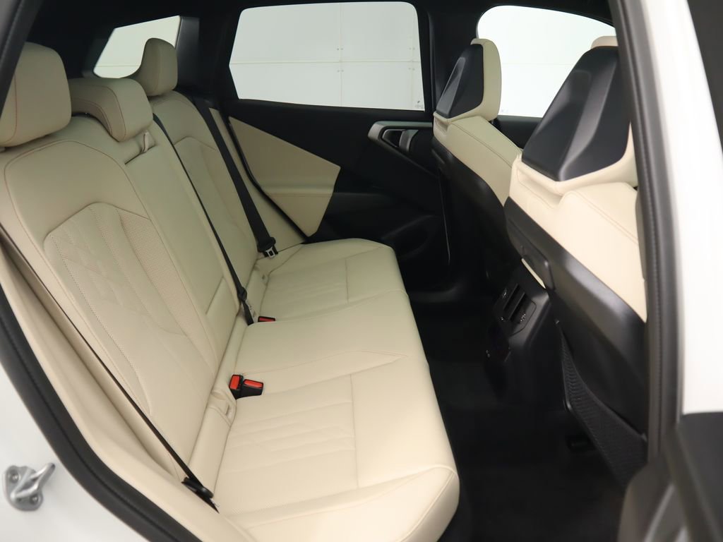 Used 2026 BMW X3 xDrive30 w/ Convenience Package image 24