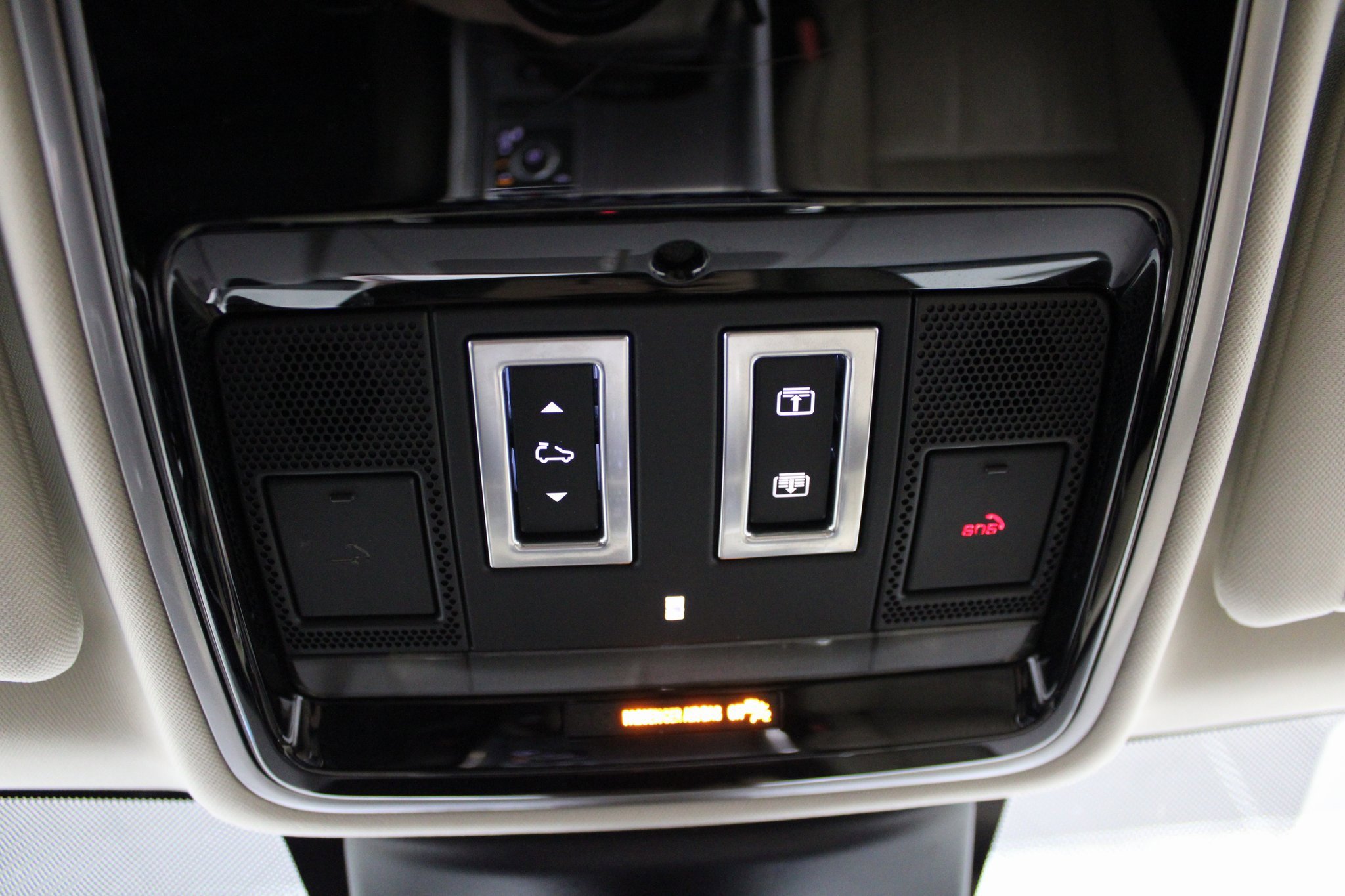 Used 2019 Land Rover Range Rover Sport HSE image 41