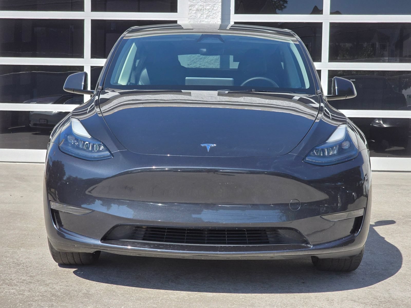 Used 2024 Tesla Model Y 2WD image 10
