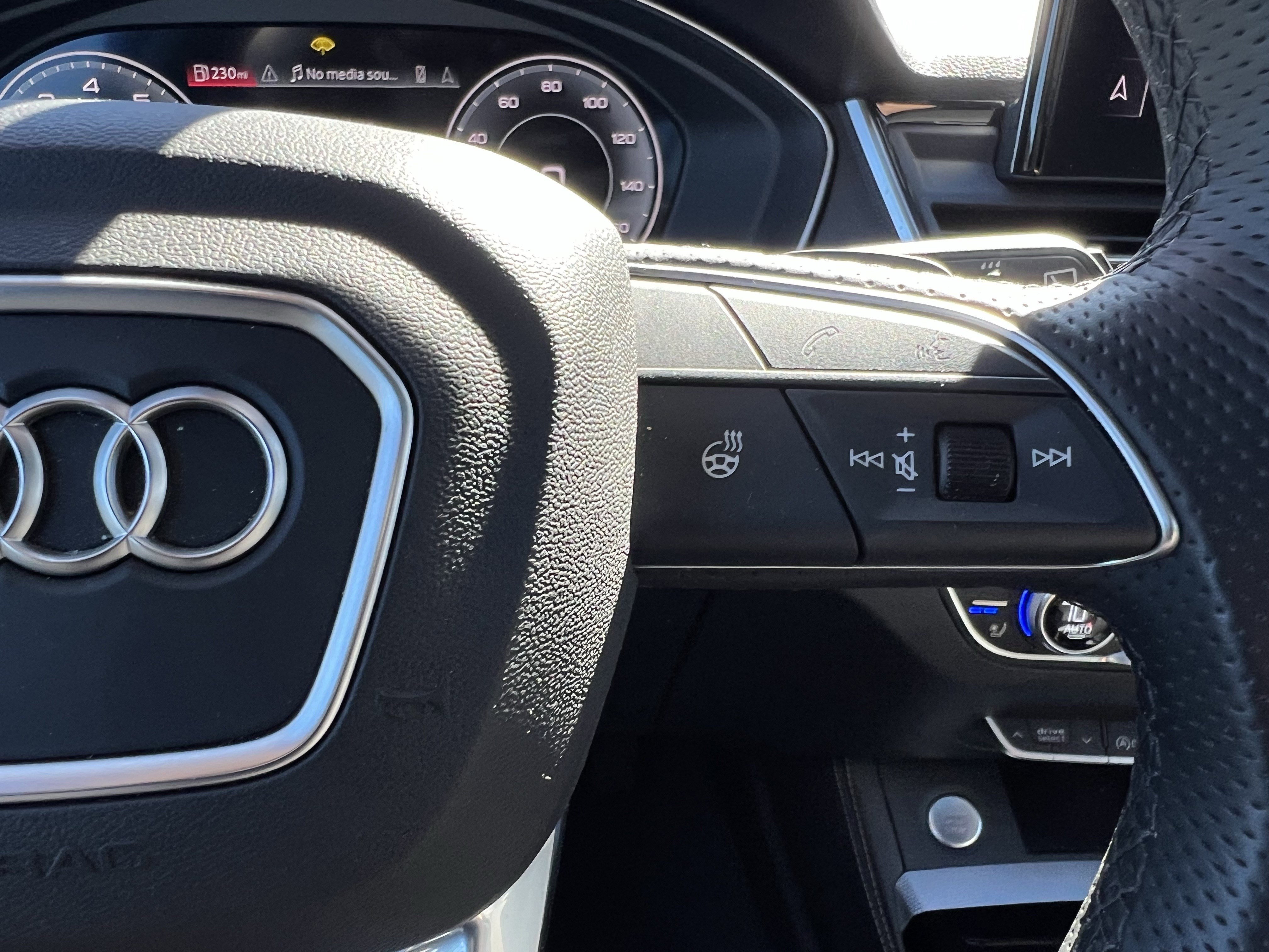 Used 2024 Audi Q5 2.0T Prestige w/ Prestige Package image 20