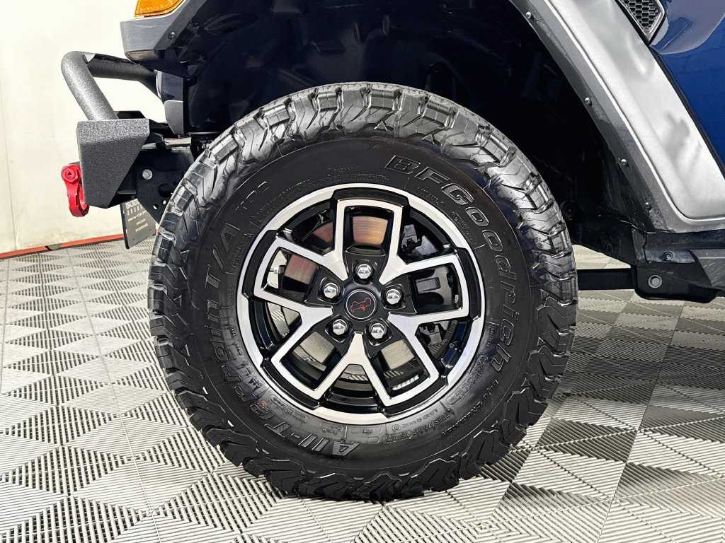 Used 2025 Jeep Wrangler Unlimited Rubicon w/ Safety Group AWD/4WD image 31