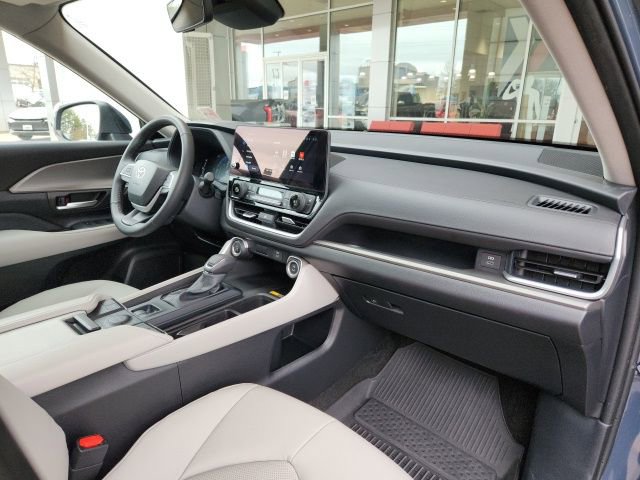 Certified 2026 Toyota Grand Highlander XLE image 31