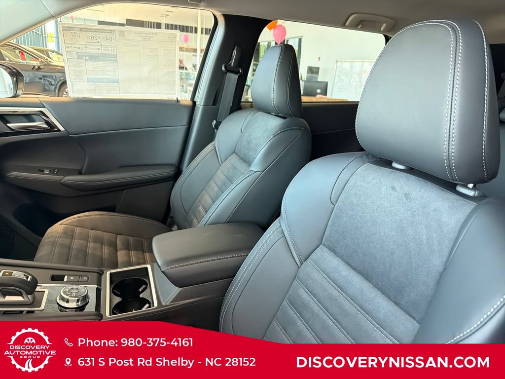 New 2026 Nissan Rogue SL AWD/4WD image 12