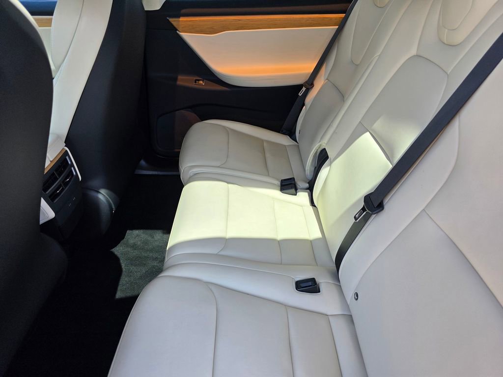 Used 2018 Tesla Model X 75D AWD/4WD image 14