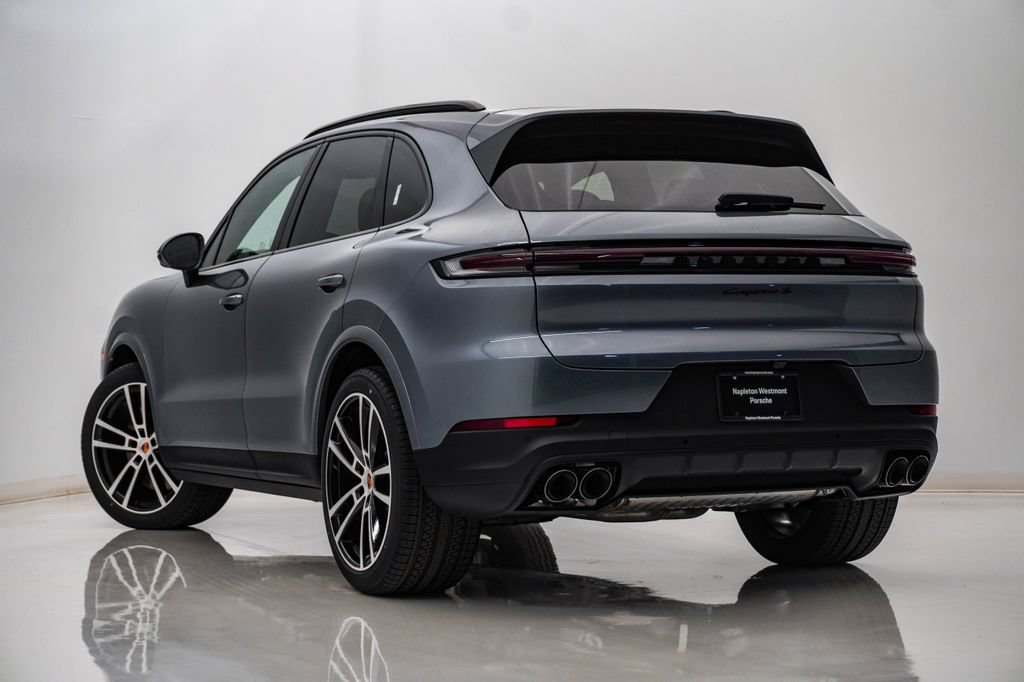 New 2026 Porsche Cayenne S AWD/4WD image 3