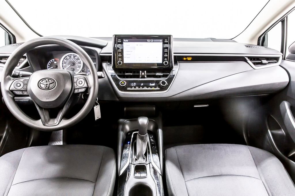 Used 2020 Toyota Corolla LE FWD image 16