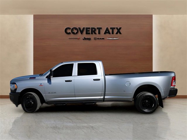 Used 2022 RAM 3500 Tradesman image 2