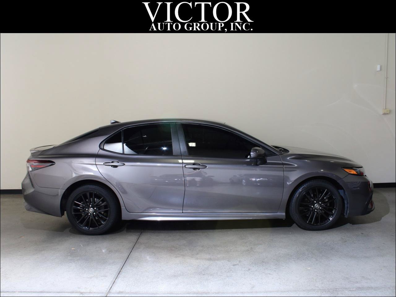Used 2021 Toyota Camry SE FWD image 8