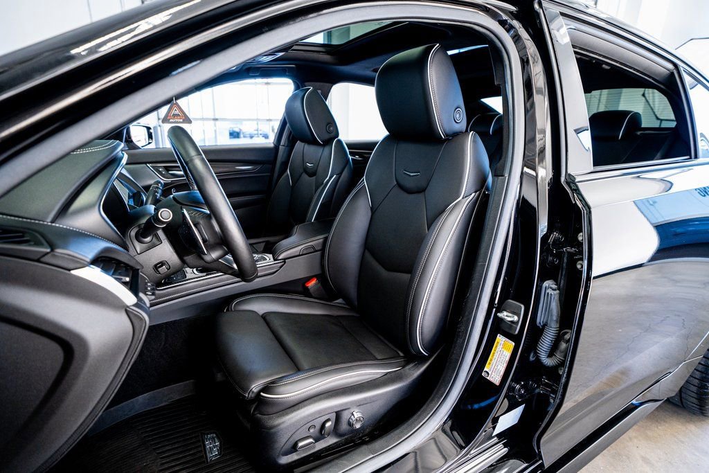 Used 2022 Cadillac CT5 V Blackwing w/ Driver Assist Package image 39