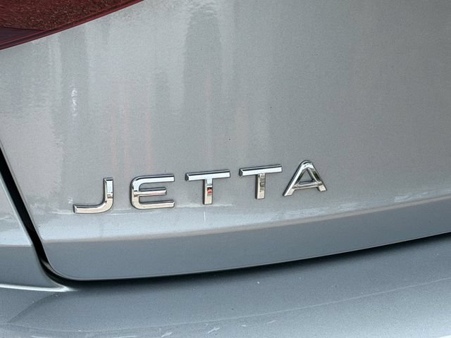 Certified 2024 Volkswagen Jetta S FWD image 9