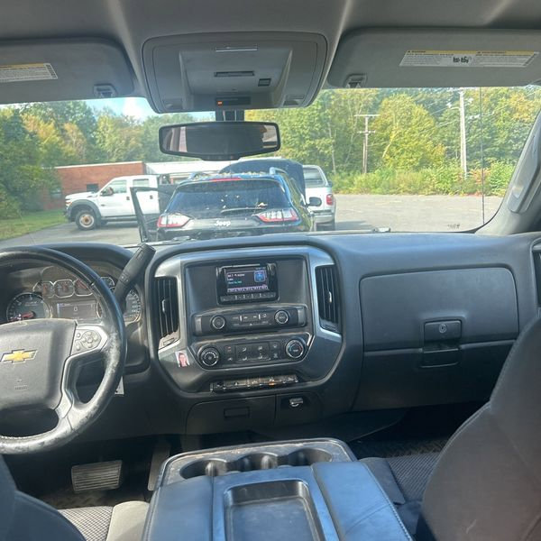 Used 2014 Chevrolet Silverado 1500 LT w/ LT Plus Package image 6