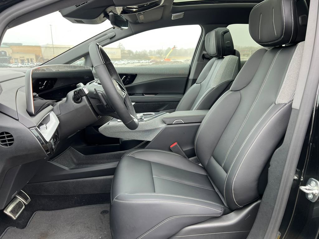 New 2026 Cadillac Optiq Luxury 1 image 3