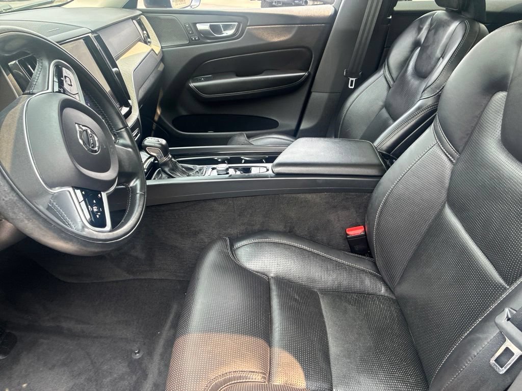 Used 2021 Volvo XC60 T5 Inscription AWD/4WD image 12