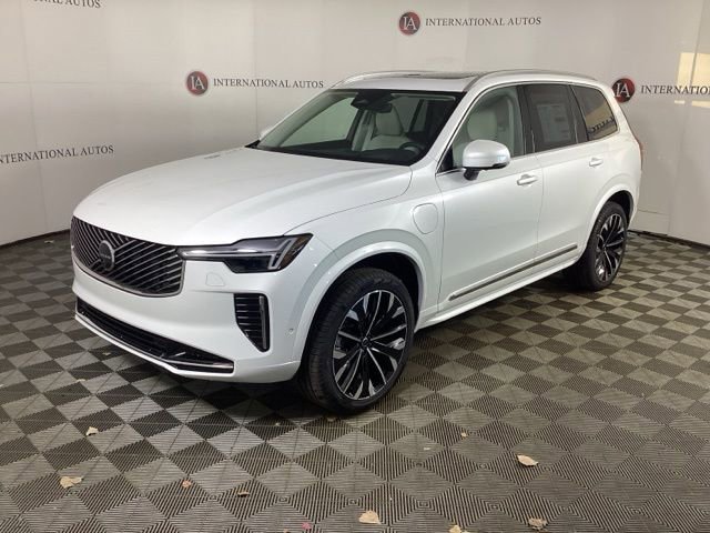 New 2026 Volvo XC90 T8 Ultra w/ Protection Package Premier image 1