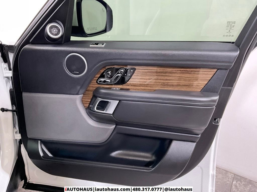 Used 2018 Land Rover Range Rover HSE image 37