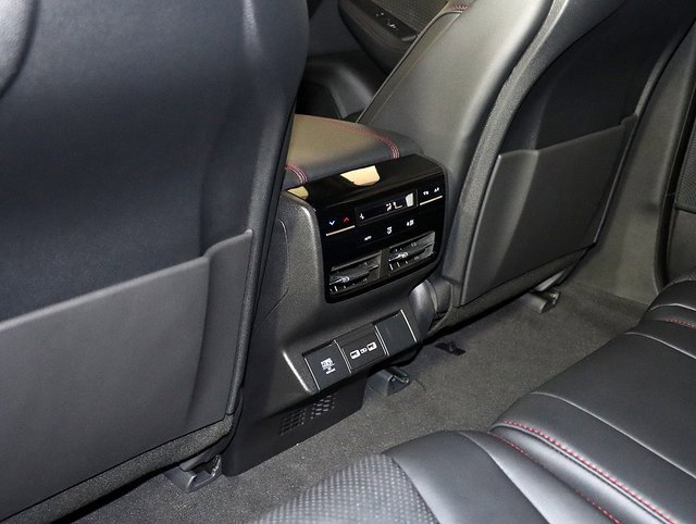 Used 2024 Acura MDX A-Spec image 16