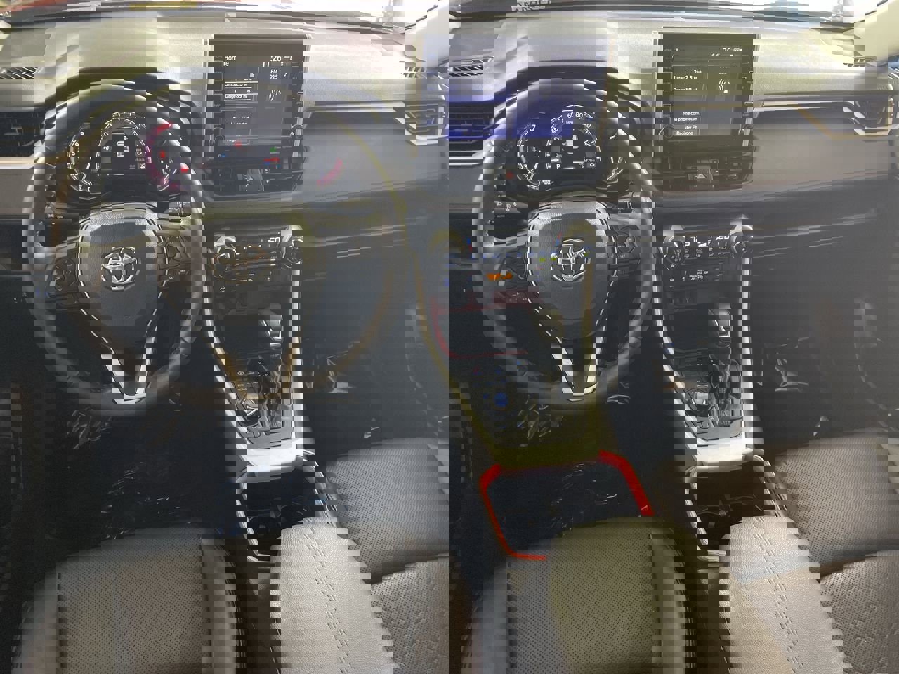 Used 2022 Toyota RAV4 TRD Off-Road image 20