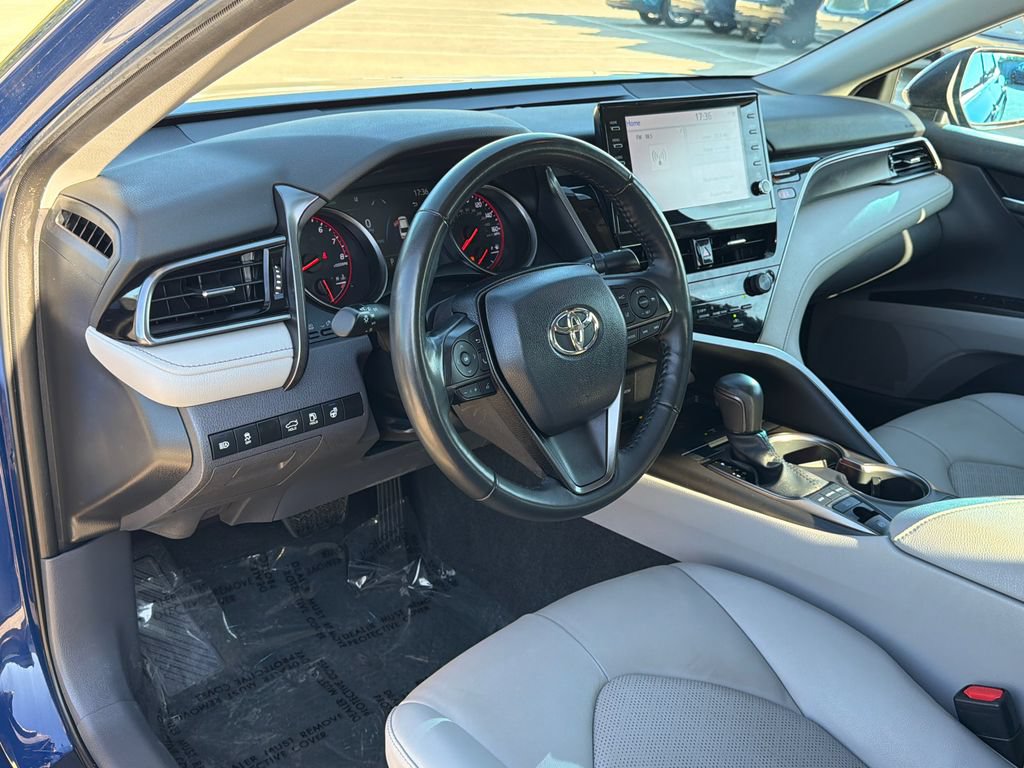 Used 2023 Toyota Camry XSE w/ Cold Weather Package FWD image 19