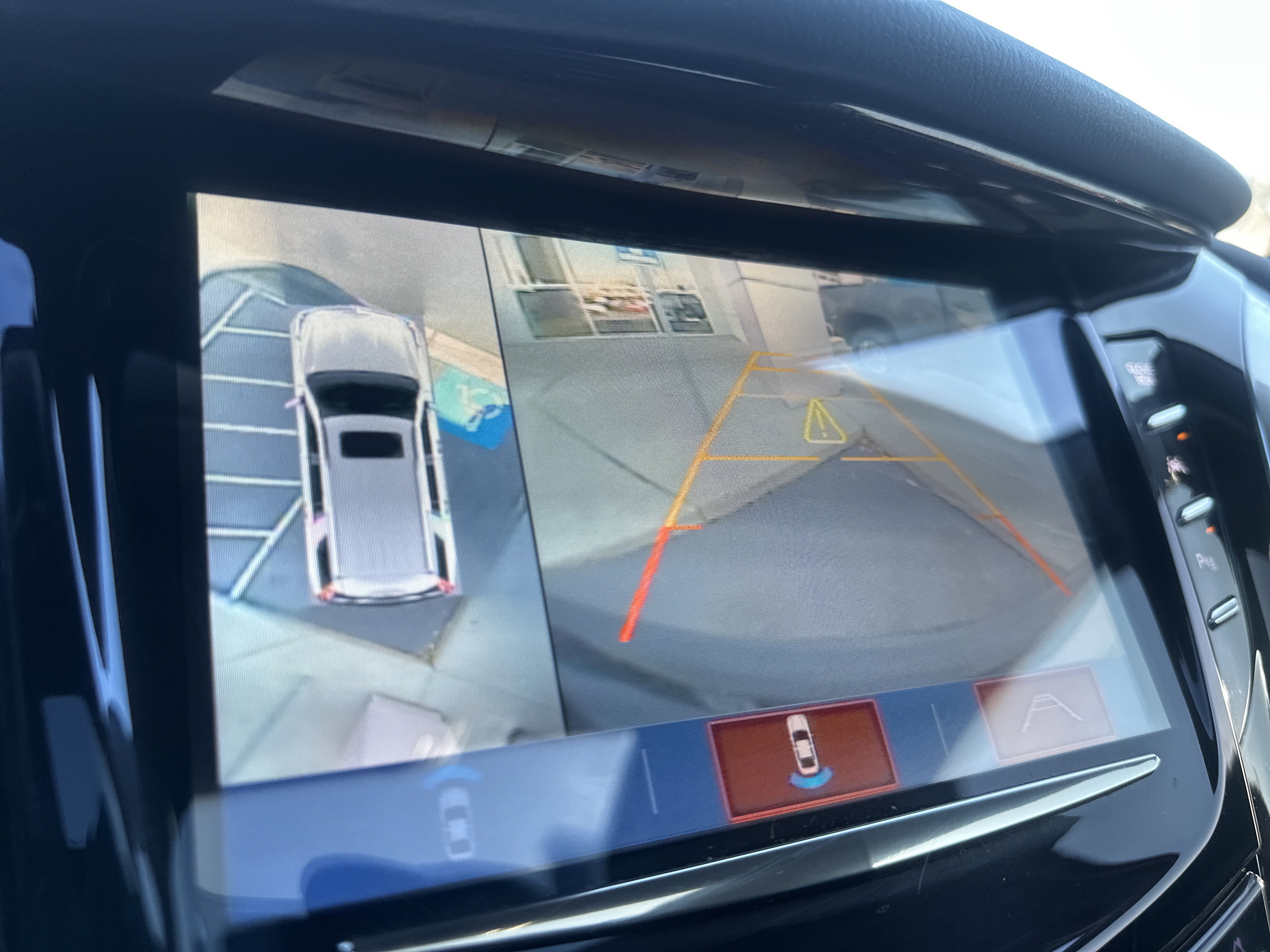 Used 2020 Cadillac Escalade Premium Luxury image 21