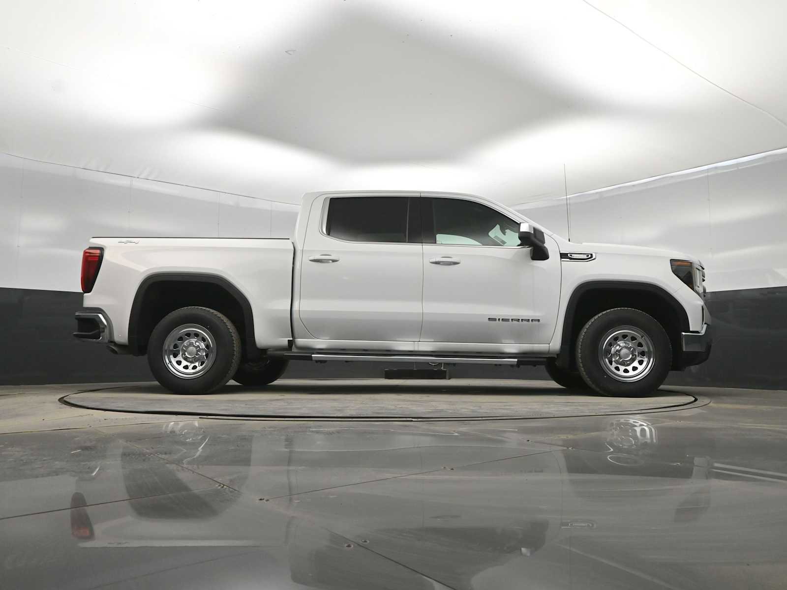 New 2026 GMC Sierra 1500 SLE w/ Preferred Package image 37