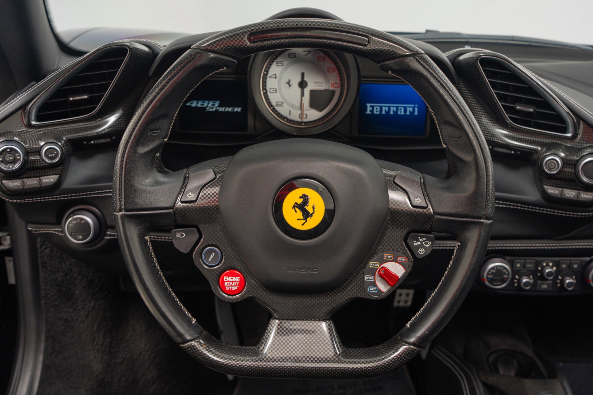 Used 2018 Ferrari 488 Spider RWD image 14