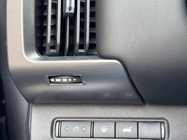 Used 2023 Nissan Pathfinder SL w/ Black Appearance Package image 10