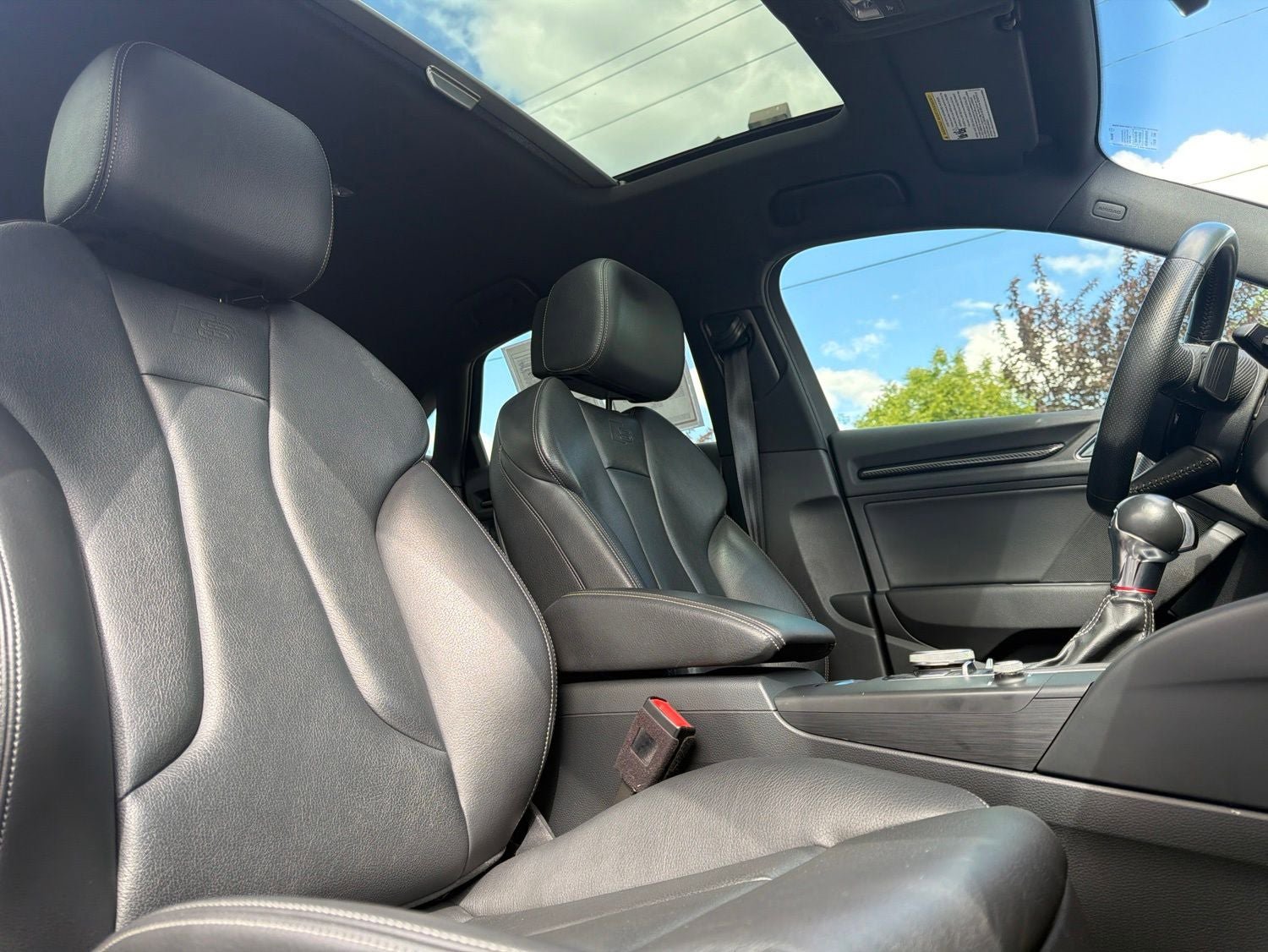 Used 2020 Audi S3 Premium Plus w/ Premium Plus Package AWD/4WD image 17