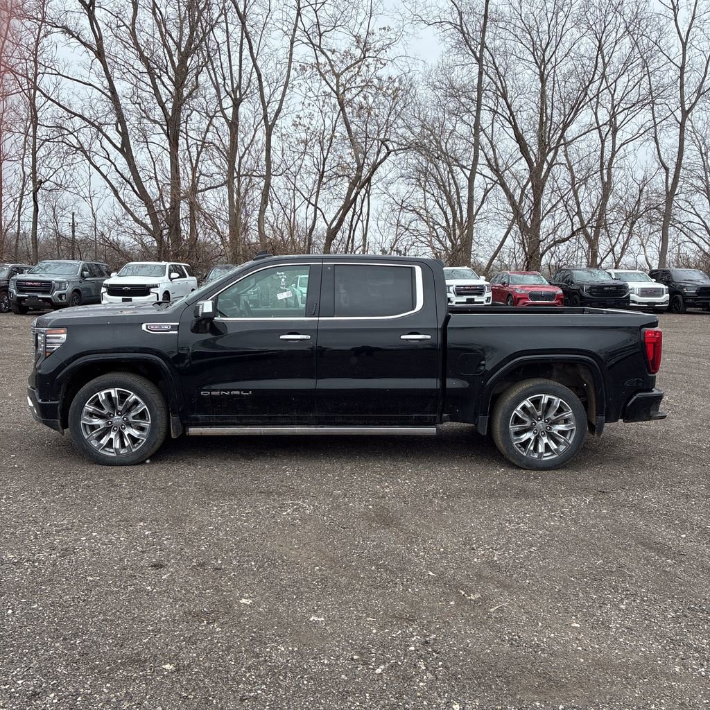 Used 2024 GMC Sierra 1500 Denali image 7