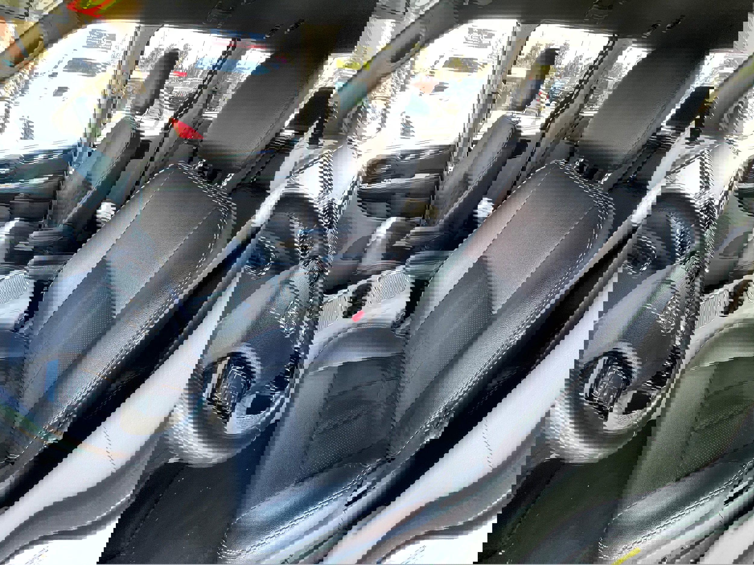 Used 2018 Dodge Grand Caravan SXT image 16