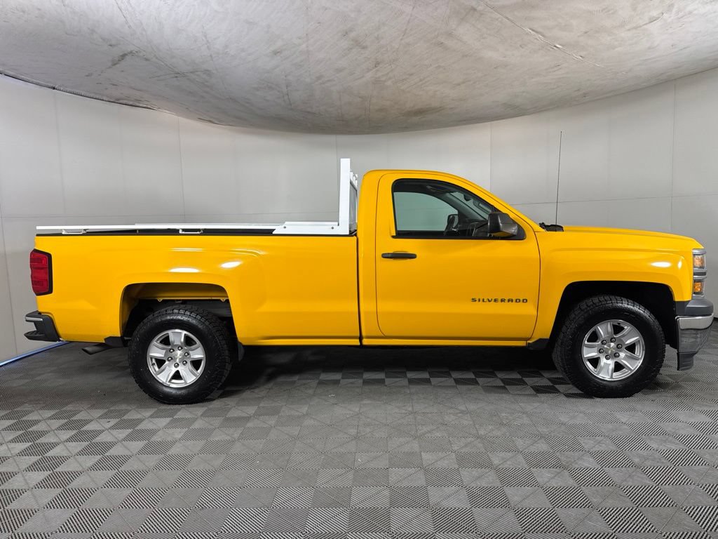 Used 2015 Chevrolet Silverado 1500 LT w/ Trailering Package RWD image 4